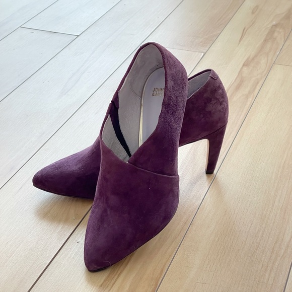 Johnston & Murphy Shoes - Johnston & Murphy suede booties
